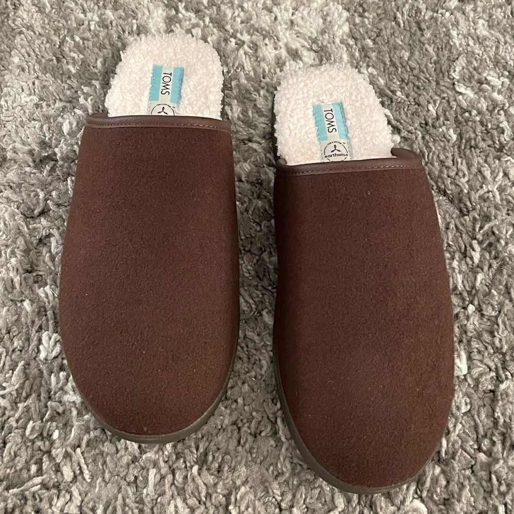 NIB TOMS Men’s Harbor Slippers